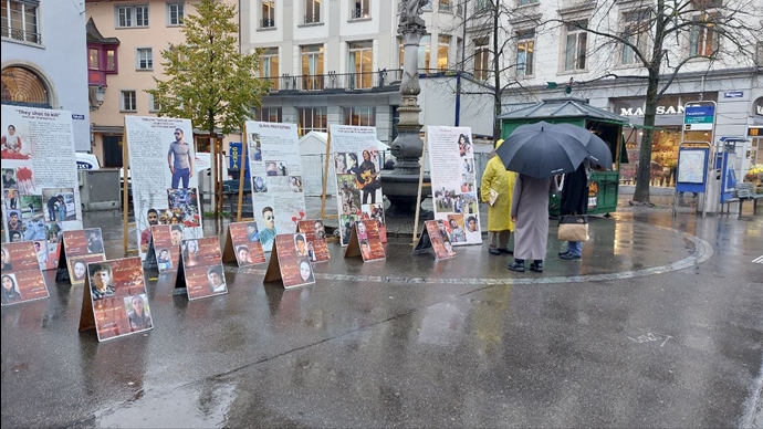 زيوريخ، سويسرا – وقفة لإيرانيين دعما للانتفاضة الوطنية في إيران