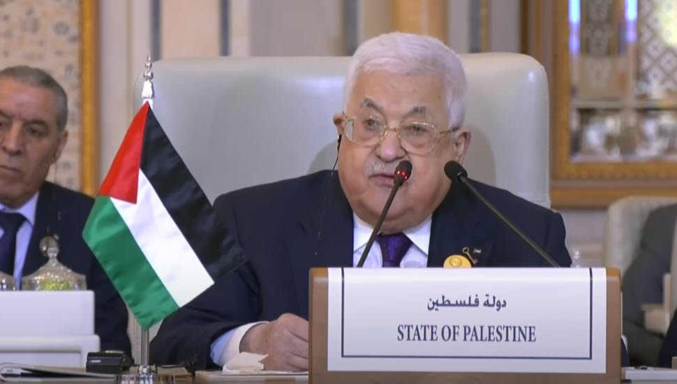 محمود عباس نحن موجودون في غزة ولم ولن نتخلى عنها