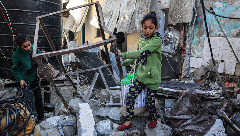 مفوضية الأمم المتحدة لحقوق الإنسان نشعر بالقلق إزاء استمرار قصف غزة وطرد المدنيين من قبل إسرائيل