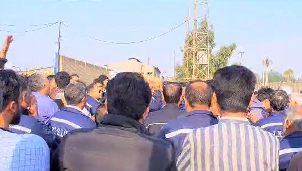 لليوم الثامن على التوالي – إضراب عمال المجموعة الوطنية لصناعة الصلب في الأهواز