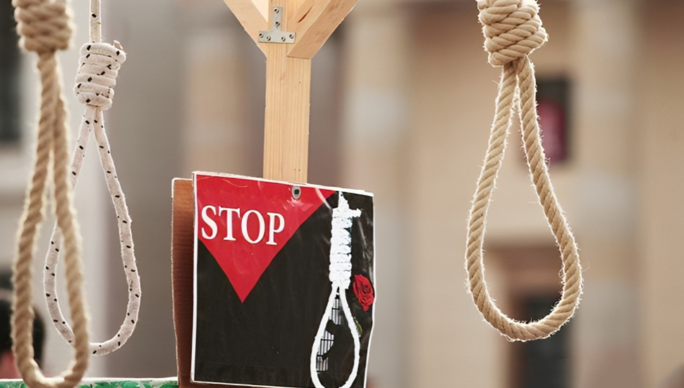 إيران، حقوق الإنسان المنتهكة والسياسة المزدوجة للغرب