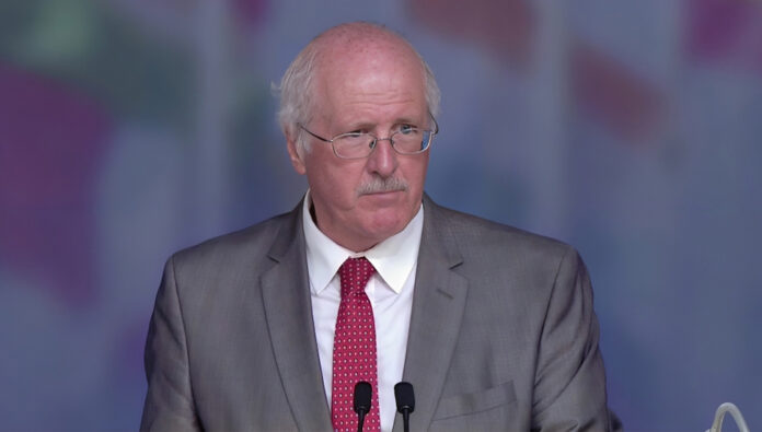 جيم شانون: النظام الإيراني يشكل تهديدًا مباشرًا للسلام والأمن العالميين