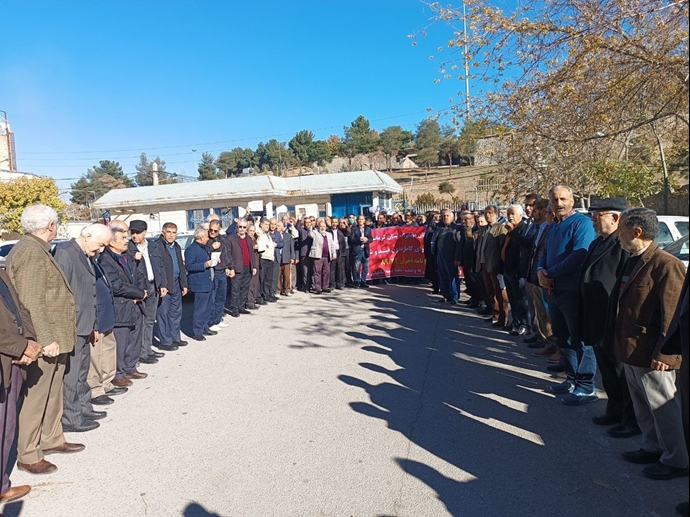 متقاعدو الاتصالات في إيران يستأنفون الاحتجاجات في عشرات المدن الايرانية