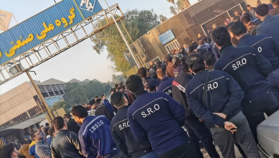 الأهواز – إضراب عمال المجموعة الوطنية لصناعة الصلب لليوم السادس على التوالي