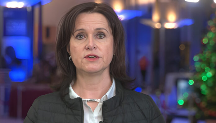 رادكا ماكسوفا: من واجب قادتنا وممثلينا أن يتضامنوا مع مريم رجوي