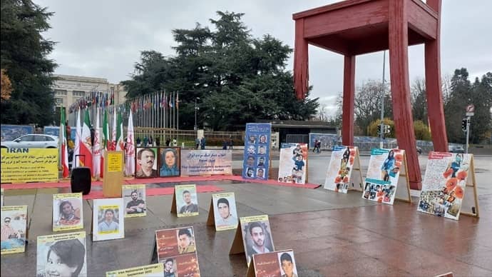 جنيف - تظاهرة الجالية الإيرانية تنديدًا بمشاركة إبراهيم رئيسي في اجتماع المنتدى العالمي للاجئين التابع للأمم المتحدة