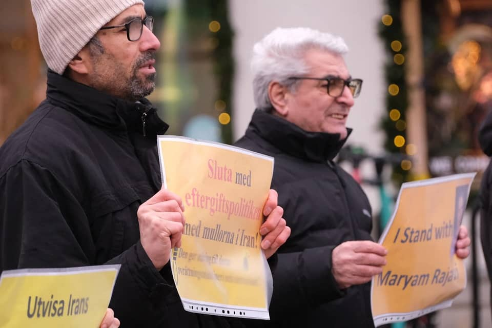 غوتنبرغ، السويد – وقفة للإيرانيين تضامنا مع الانتفاضة الوطنية في إيران