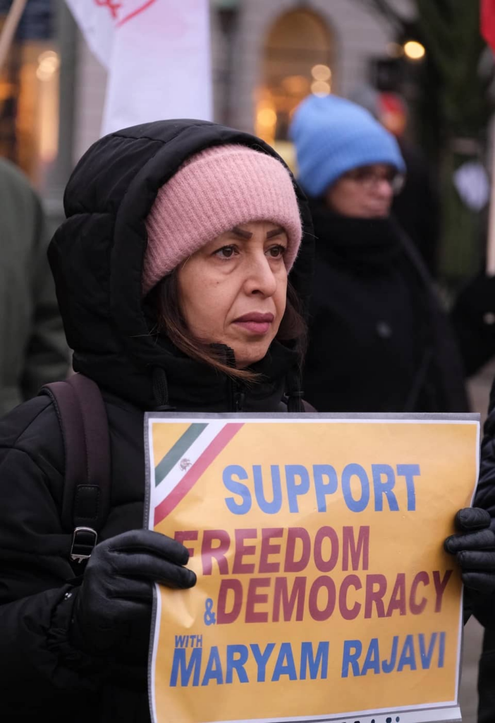 مدن مختلفة من العالم تشهد تظاهرات إيرانيين ضد نظام الملالي