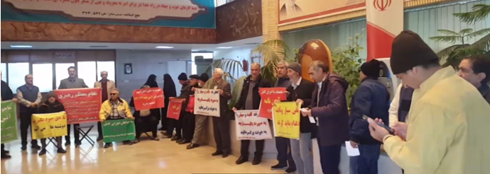 توسع نطاق الاحتجاجات في إيران - تجمعات احتجاجية لكوادر التمريض و المتقاعدي الاتصالات في مختلف المدن الايرانية