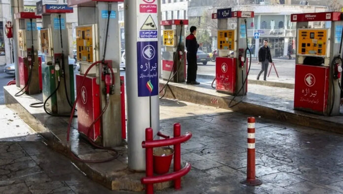 تعطل محطات الوقود في طهران ومدن أخرى  