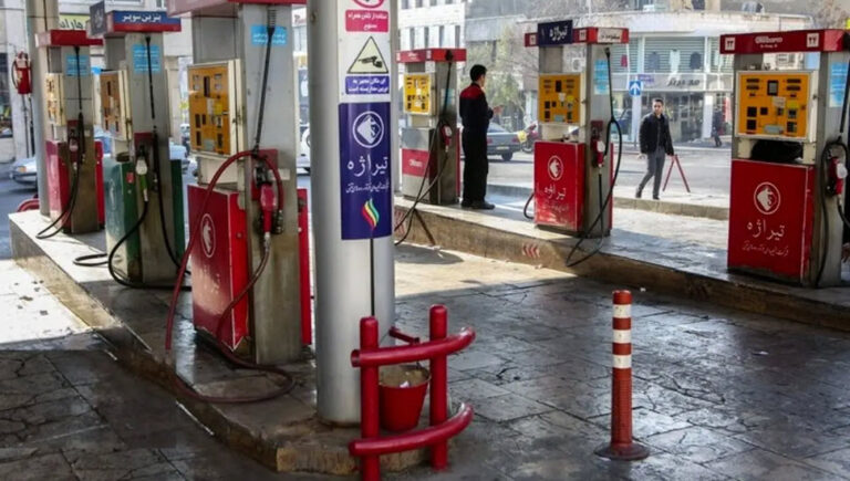 تعطل محطات الوقود في طهران ومدن أخرى  