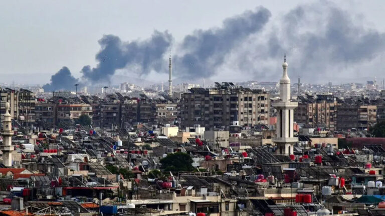 مقتل 11 من قادة وعناصر حرس النظام الإيراني في هجوم على مطار دمشق
