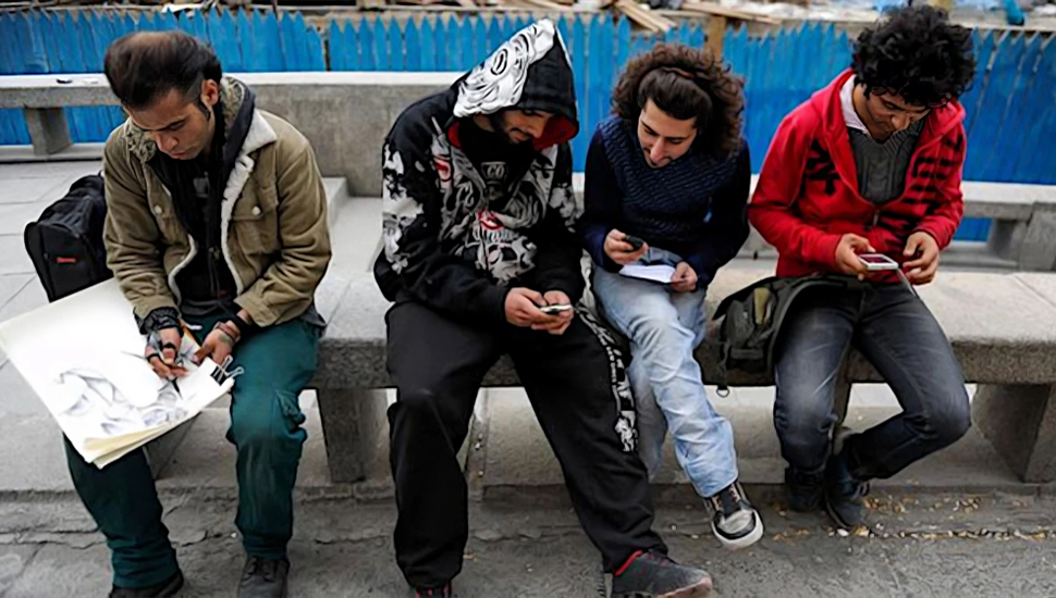 أكاذيب رئيسي حول خفض معدلات البطالة في إيران