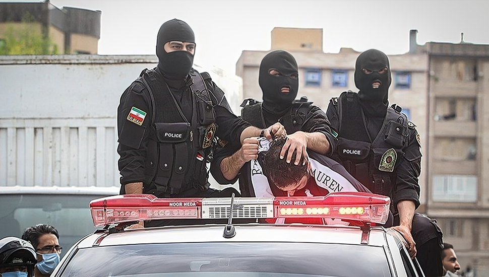 أمريكا: النظام الإيراني يقمع الشعب للبقاء في السلطة