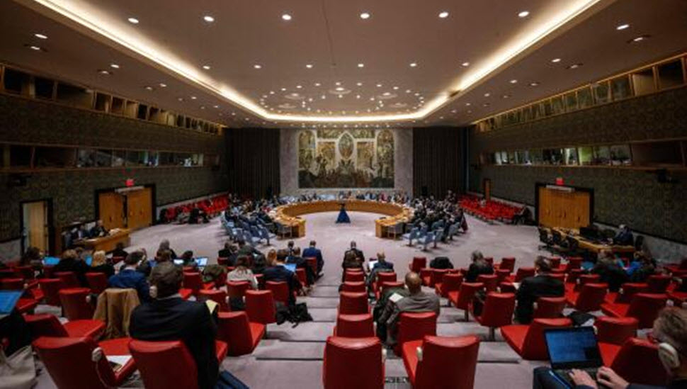 مجلس الأمن الدولي يحث الحوثيين على الوقف الفوري للهجمات في البحر الأحمر