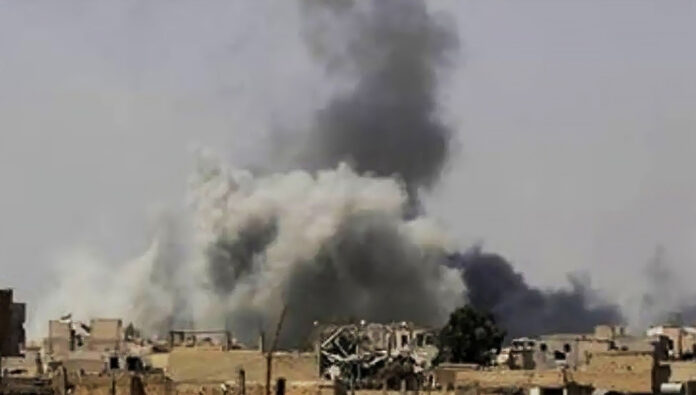 استهداف شاحنات تحمل أسلحة من ميليشيات للنظام الإيراني  بالقرب من البوكمال