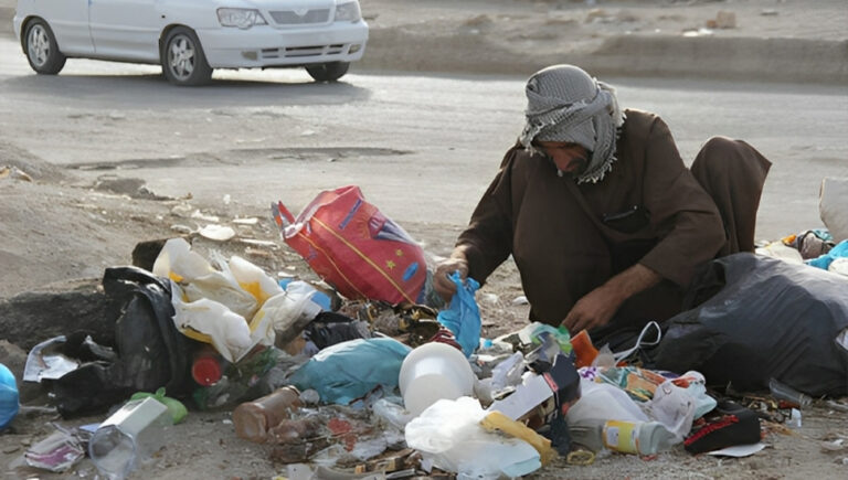 خبیر في نظام الملالي: 40 بالمائة من الشعب الإيراني تحت خط الفقر المطلق