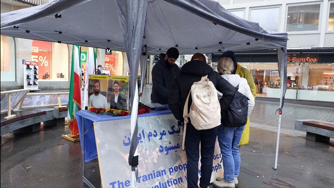 تقرير مصور - باريس وسانت غالن ولوتزيرين سويسرا – إقامة طاولة كتب