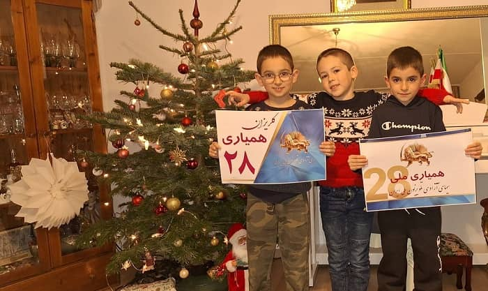 الإيرانيون في جميع أنحاء العالم يدعون إلى التبرع لـ "قناة سيماي ازادي" (INTV) من 12 إلى 14 يناير