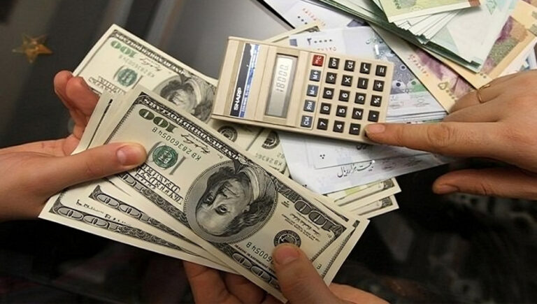 سعر الدولار يرتفع في إيران مرة أخرى