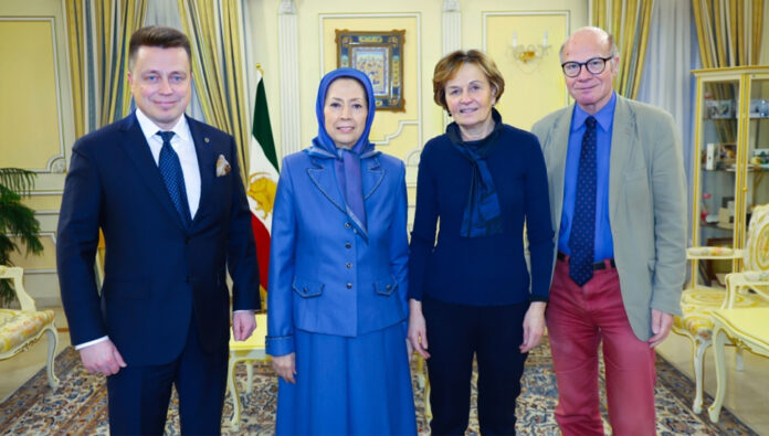 مريم رجوي تستقبل وفدا من فنلندا برئاسة رئيسة الوزراء الأسبق ياتين ماكي