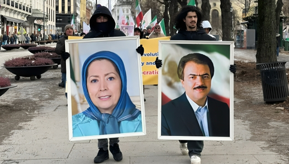 أوسلو النرويج -  مسيرة الإيرانيين لإحياء ذكرى ثورة الشعب الإيراني عام 1979