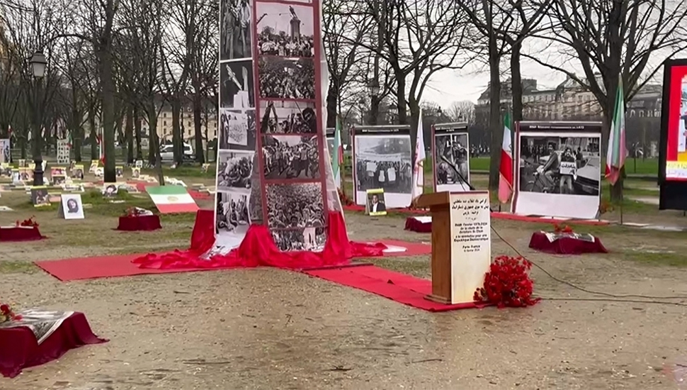 باريس - تجمع ومعرض لصور الشهداء بمناسبة الذكرى الـ 45 لثورة الشعب الإيراني المناهضة للملكية