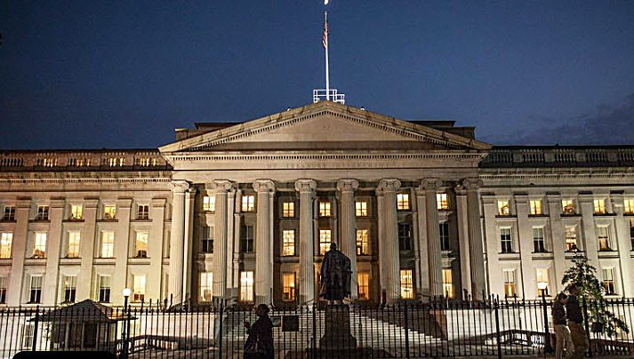 رويترز الولايات المتحدة تفرض عقوبات على نائب قائد فيلق القدس وعضو في جماعة الحوثي وشركتي شحن