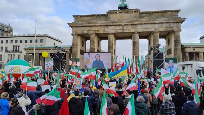 التقرير بالصور- مظاهرات ومسيرات إيرانية في برلين وستوكهولم وباريس وبرن وسويسرا ولندن وبروكسل وأمستردام وروما ولوكسمبورغ وفانكوفر وأوسلو