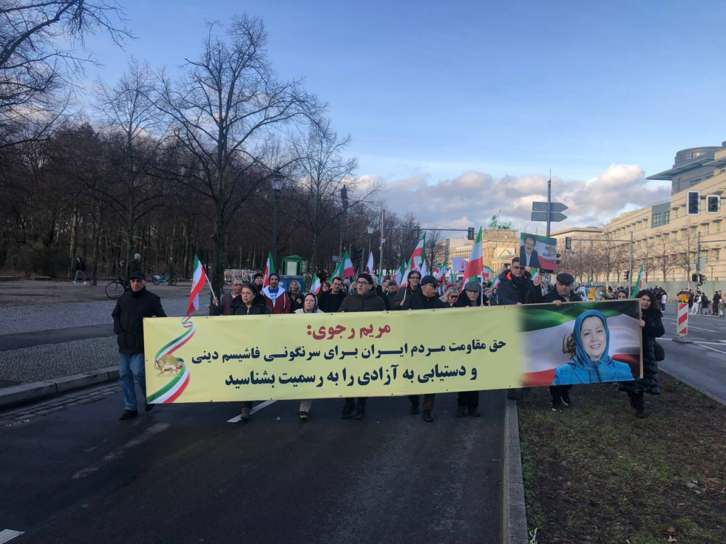 أصداء تظاهرات المقاومة الإيرانية في 14شهراً تنردد حول العالم