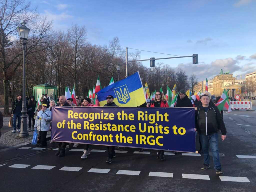 التقرير بالصور- مظاهرات ومسيرات إيرانية في برلين وستوكهولم وباريس وبرن وسويسرا ولندن وبروكسل وأمستردام وروما ولوكسمبورغ وفانكوفر وأوسلو