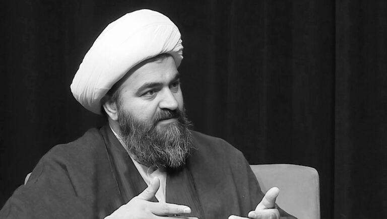 الملا أكبر نجاد: ما نواجهه ليس ثورة إسلامية ولا جمهورية إسلامية، مات كلاهما