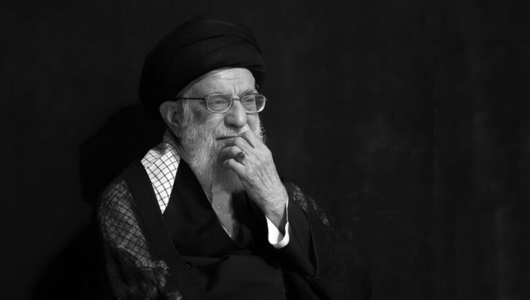 صحيفة حكومية: مأزق خامنئي الاستراتيجي