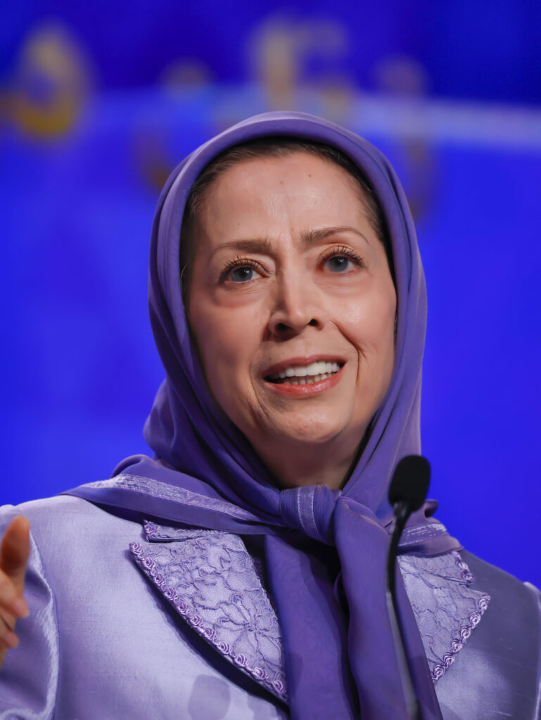 تقرير بالصور- مؤتمر في باريس بمناسبة اليوم العالمي للمرأة