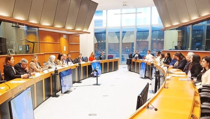 مؤتمر في البرلمان الأوروبي: دعم النضال الطويل للمرأة الايرانية