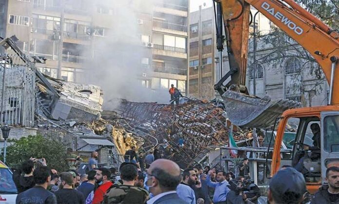 تداعيات هجوم على القنصلية النظام صراعات داخلية وتحديات استراتيجية تواجه النظام الإيراني