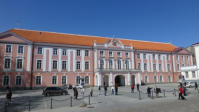 بیان غالبية البرلمان الإستوني في دعم برنامج السيدة مريم رجوي بـ 10 بنود