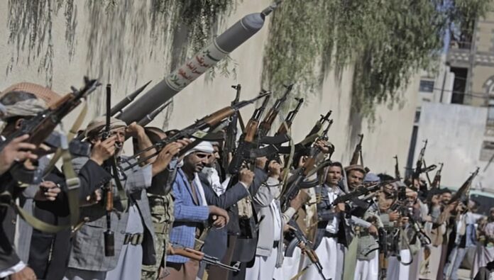 الولايات المتحدة لا يمكن لإيران الاختباء وراء الحوثيين