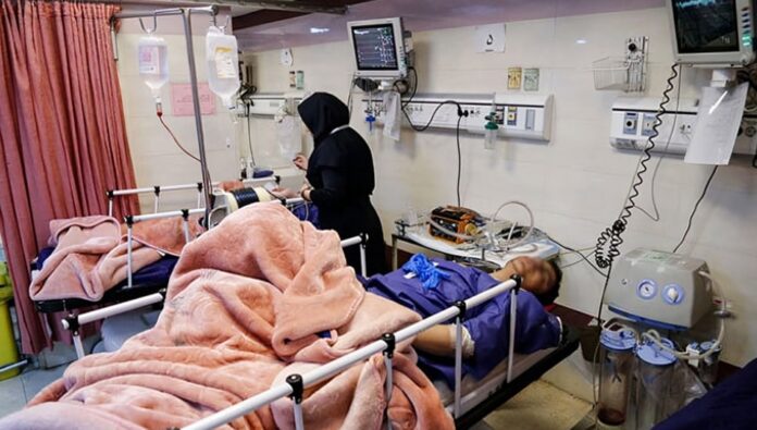 تكلفة عالية وحالة مضطربة لوحدات العناية المركزة في إيران