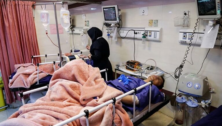 تكلفة عالية وحالة مضطربة لوحدات العناية المركزة في إيران