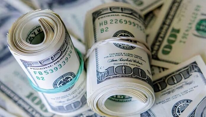 خروج 50 مليار دولار من الإيجارات و 30 إلى 80 مليار دولار من رأس المال من إيران سنويا