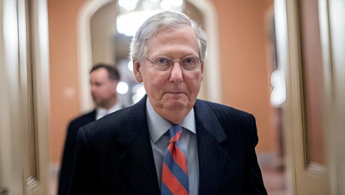 ميتش ماكونيل يحذر من تصعيد إيراني