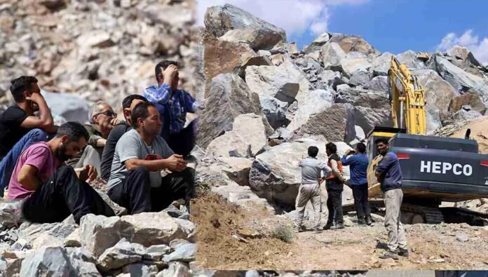 إیران: انهيار منجم شازند واختفاء أربعة عمال