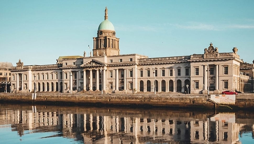 غالبية أعضاء مجلس الشيوخ الأيرلندي تدعم البديل الديمقراطي لتغيير النظام في إيران والسلام في الشرق الأوسط