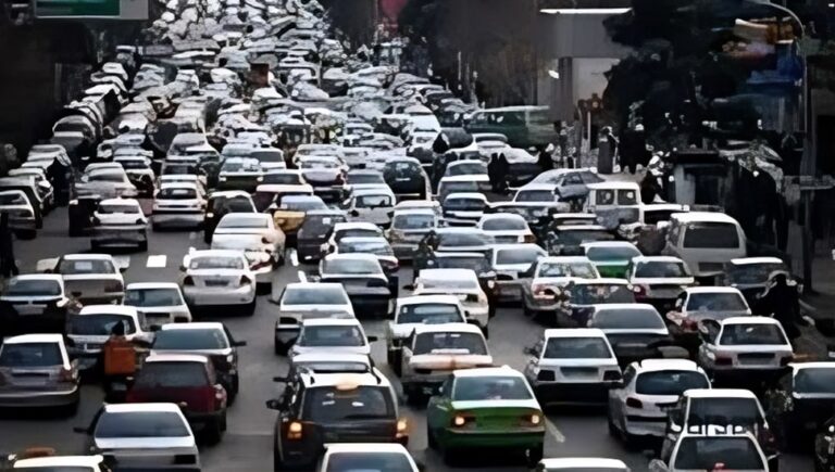 ثمانون بالمائة من أسطول النقل العام في إيران متدهور