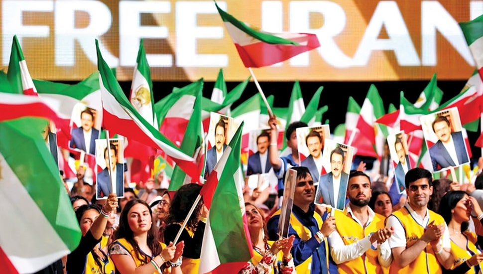 التجمع العالمي لإيران الحرة، مؤتمر المقاومة الإيرانية، المقاومة المضرجة بدماء الشهداء منذ 43 عاما