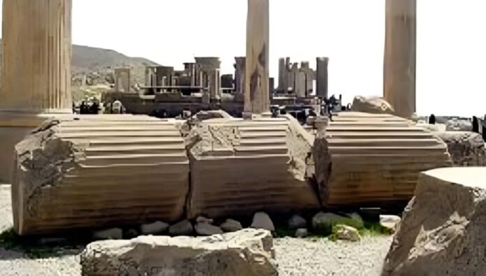 عداء نظام الملالي لحياة الإيرانیین في كل المجالات