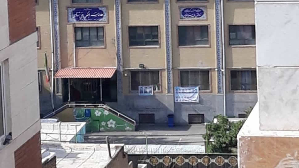 بدأ الانتخابات الرئاسية في إيران وسط مقاطعة شعبية شاملة