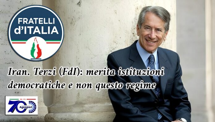 إيران تستحق مؤسسات ديمقراطية وليس هذا النظام الثيوقراطي