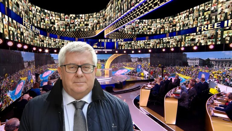 ريتشارد تشارنسكي: المجلس الوطني للمقاومة الإيرانية هو البديل الحقيقي الوحيد للنظام الحالي